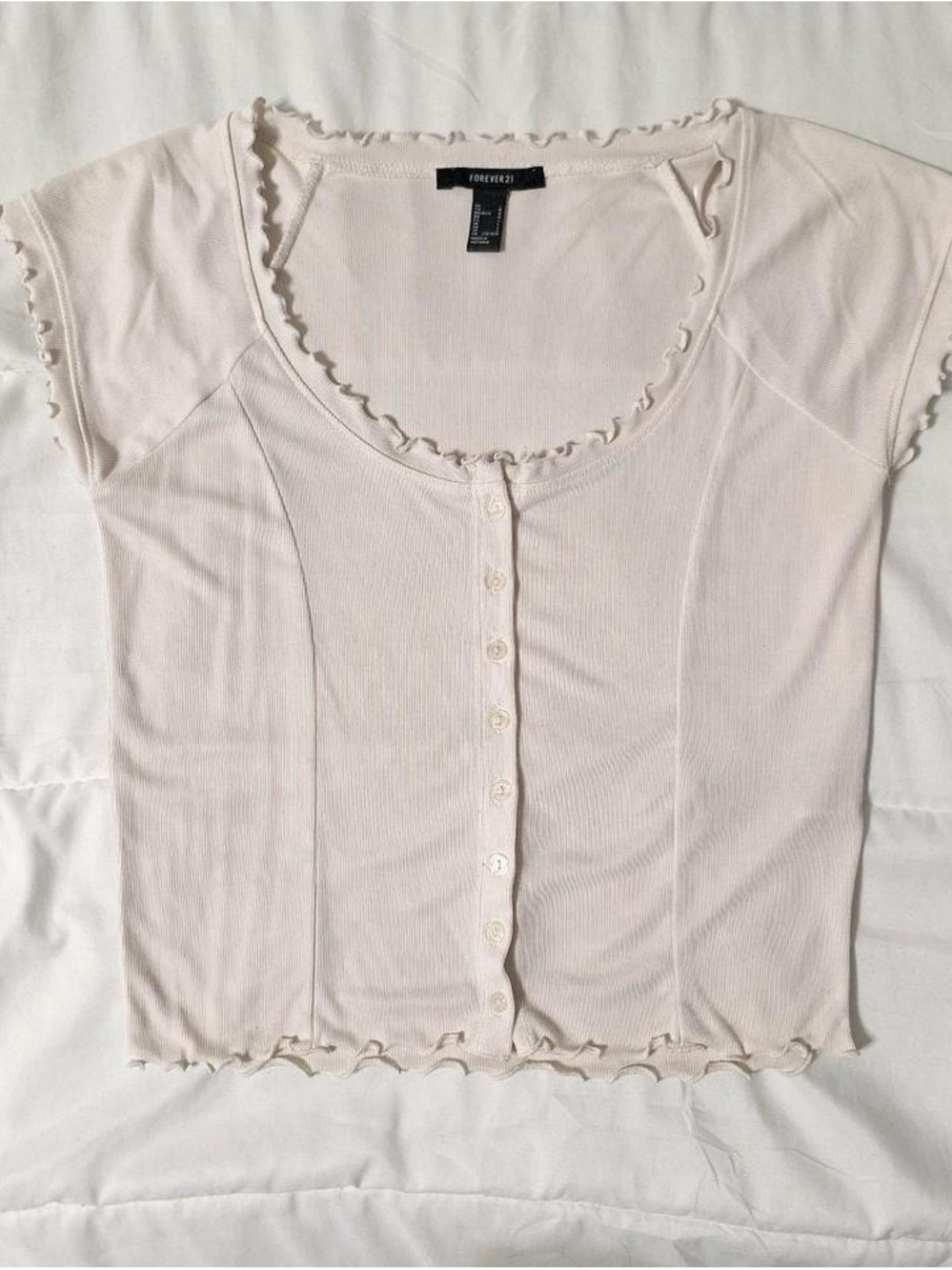 Forever 21 Women's Cream Lettuce Hem Button Front Top